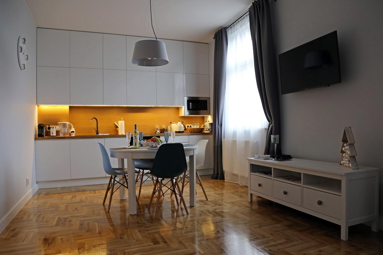 Grey Apartments Kosciuszko Краків Екстер'єр фото